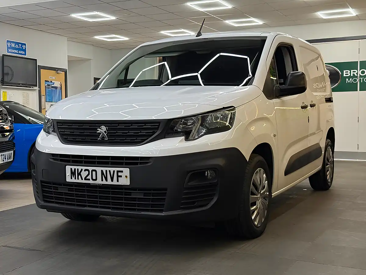 Used 2020 Peugeot Partner Professional L1 [stunning Example] White - Interior and Exterior details 3