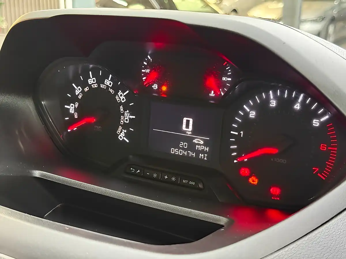 Used 2020 Peugeot Partner Professional L1 White - Interior and Exterior details 13