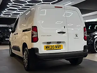 Used 2020 Peugeot Partner Professional L1 White - Interior and Exterior details 6