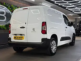 Used 2020 Peugeot Partner Professional L1 White - Interior and Exterior details 8