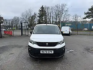 Used 2020 Peugeot Partner Professional Long - Interior and Exterior details 3