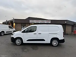 Used 2020 Peugeot Partner Professional Long - Interior and Exterior details 9