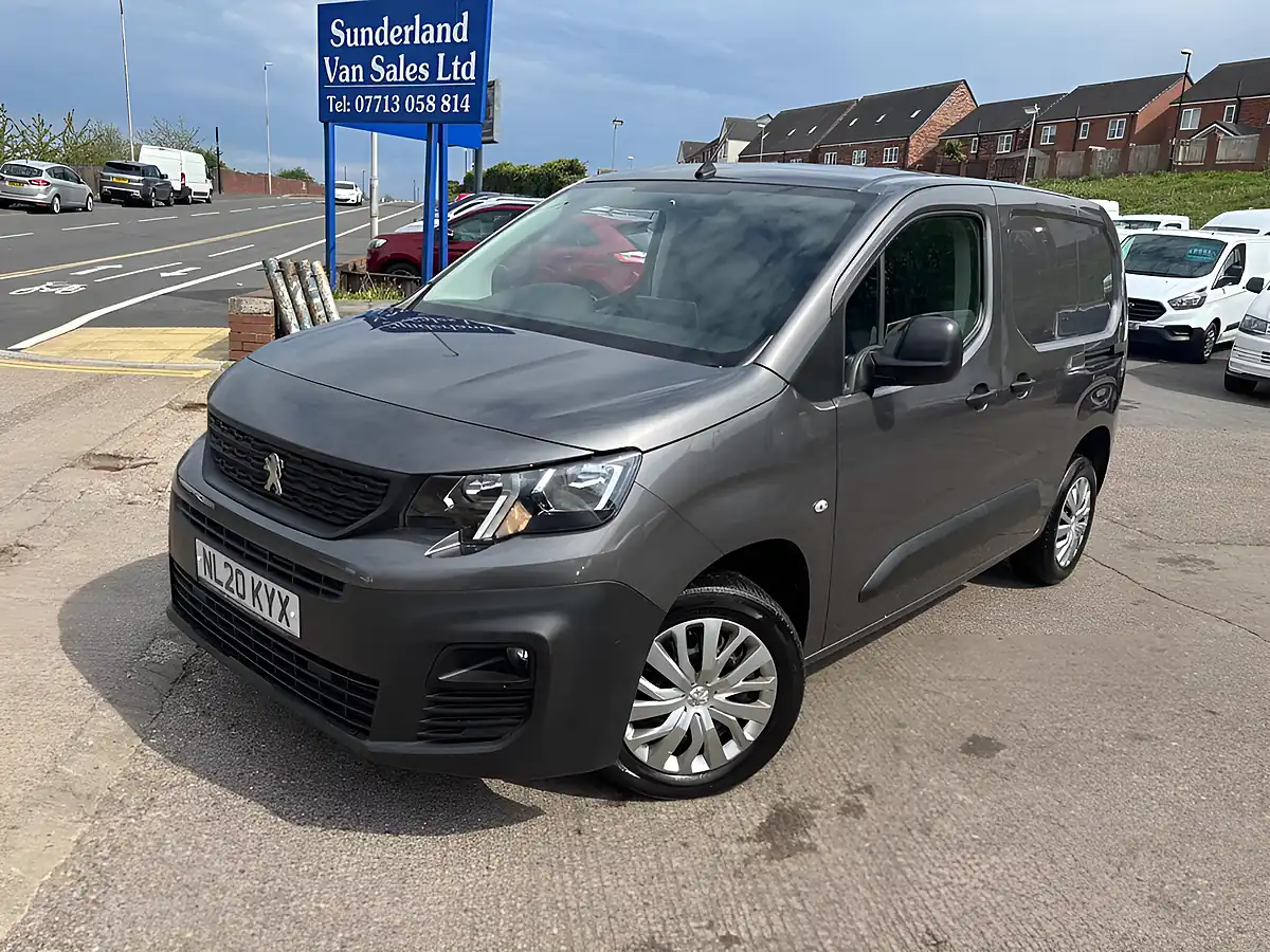 Used 2020 Peugeot Partner Professional Standard Grey - Front View