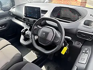 Used 2020 Peugeot Partner Professional Standard Grey - Interior and Exterior details 10