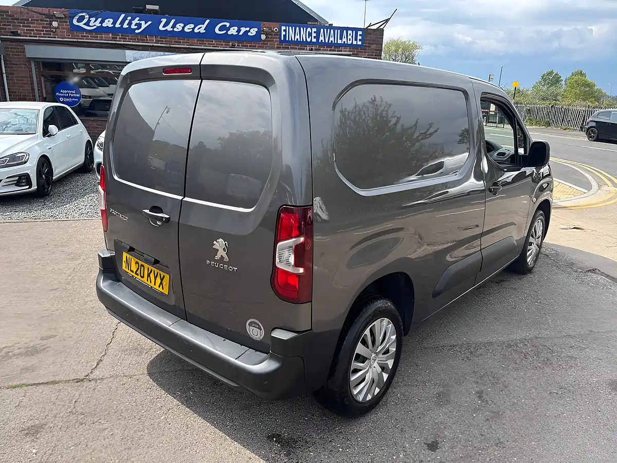 Used 2020 Peugeot Partner Professional Standard Grey - Interior and Exterior details 11