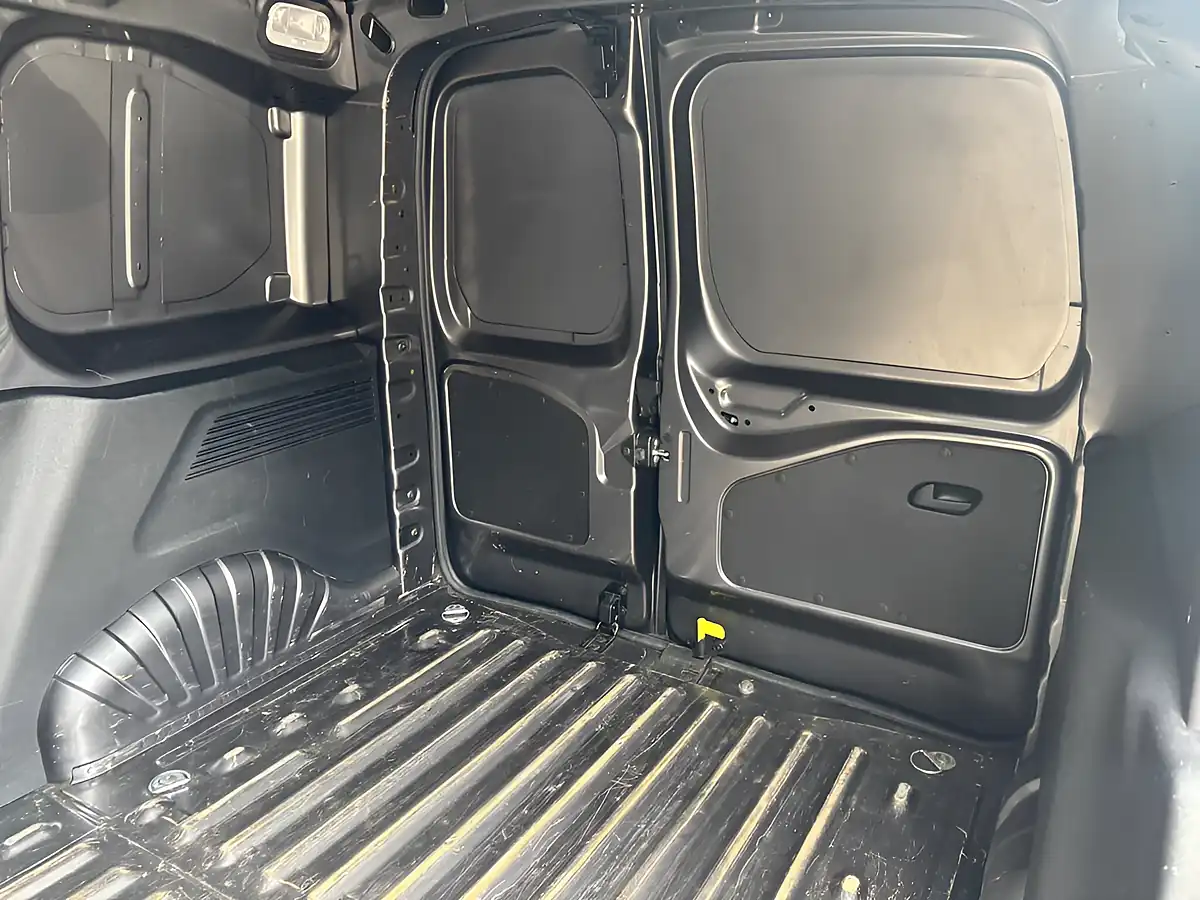 Used 2020 Peugeot Partner Professional Standard Grey - Interior and Exterior details 20