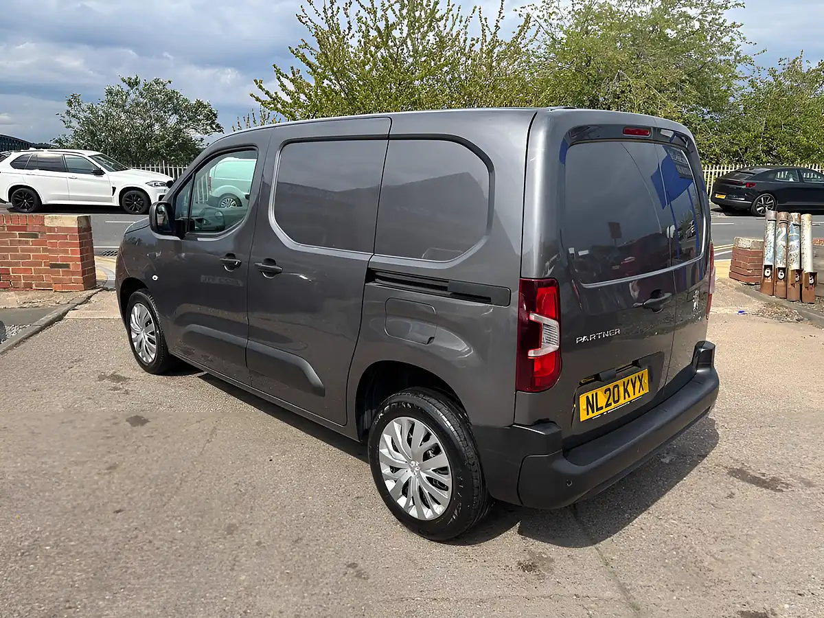 Used 2020 Peugeot Partner Professional Standard Grey - Interior and Exterior details 7