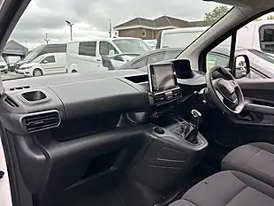 Used 2020 Peugeot Partner Professional Standard Panel Van White - Interior and Exterior details 11