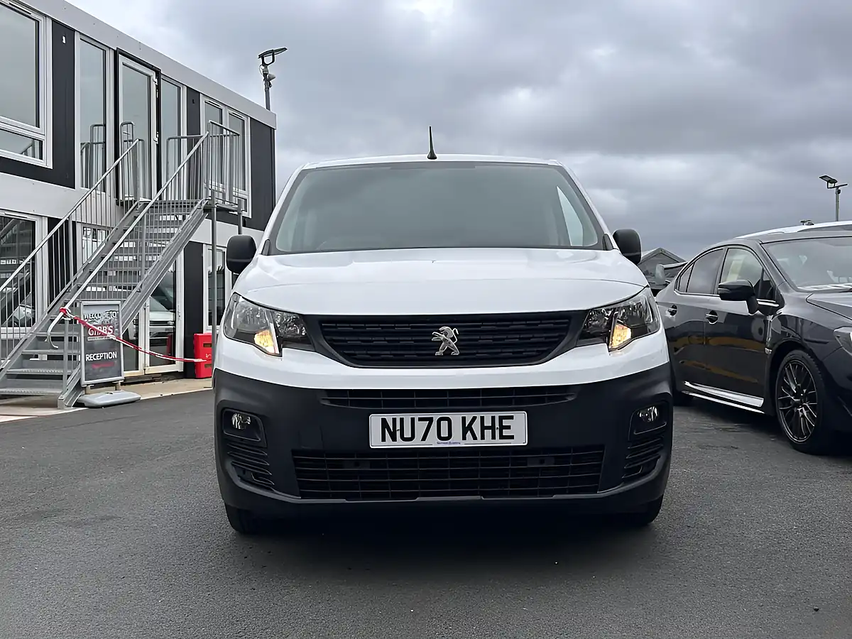 Used 2020 Peugeot Partner Professional Standard Panel Van White - Interior and Exterior details 20