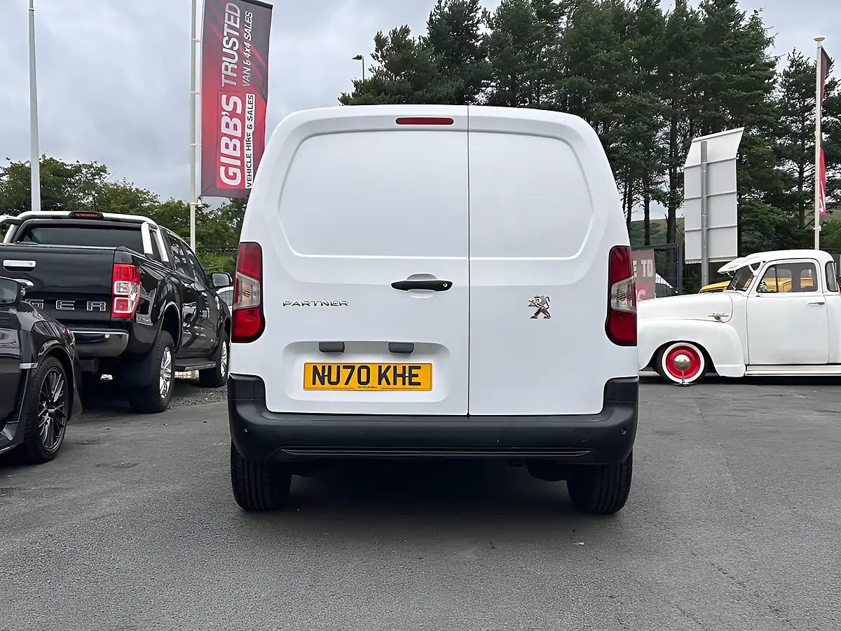 Used 2020 Peugeot Partner Professional Standard Panel Van White - Interior and Exterior details 4