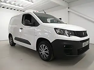 Used 2020 Peugeot Partner Professional Standard White - Interior and Exterior details 17
