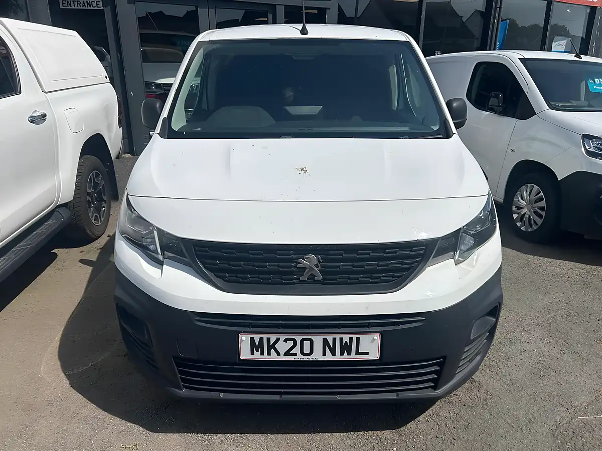 Used 2020 Peugeot Partner Professional Standard White - Interior and Exterior details 2