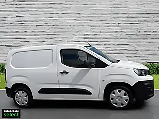Used 2020 Peugeot Partner Professional Standard White - Interior and Exterior details 12