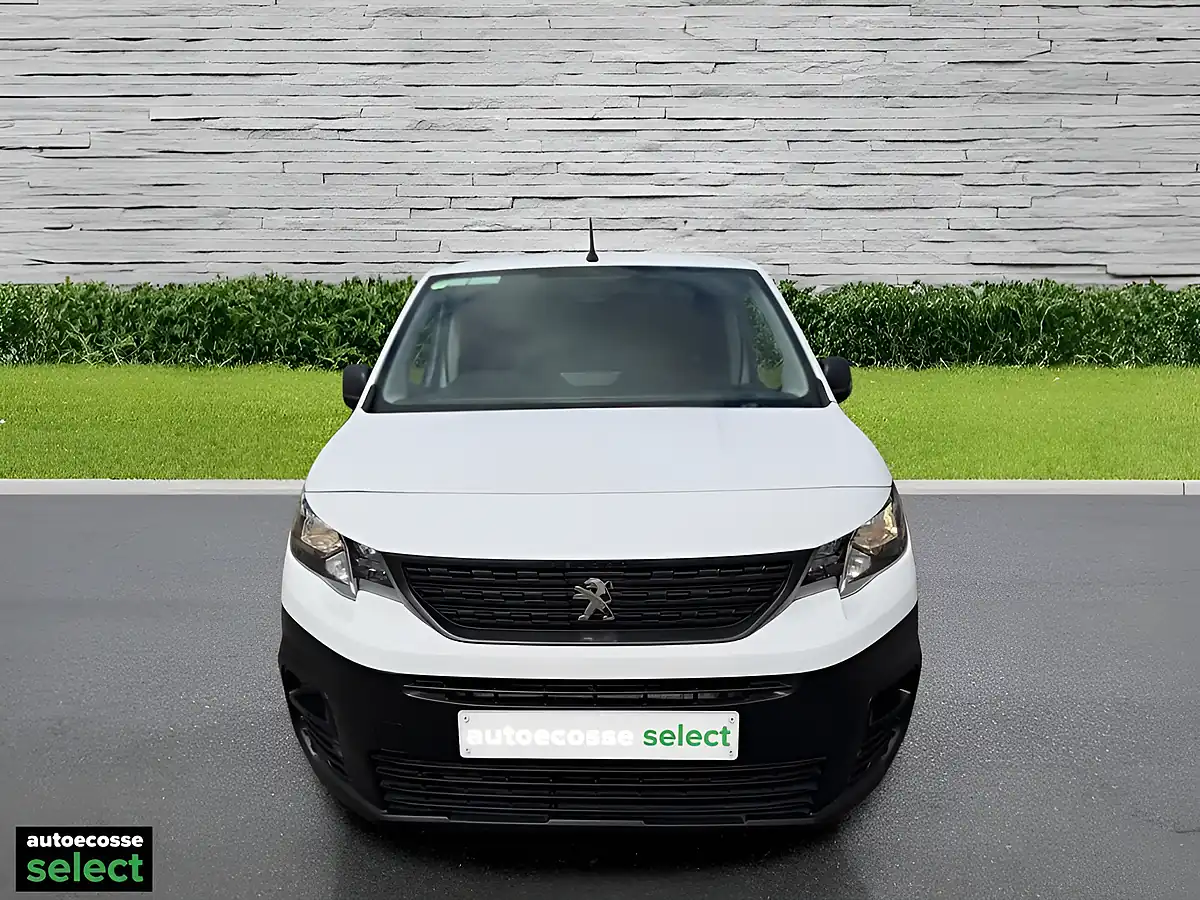 Used 2020 Peugeot Partner Professional Standard White - Interior and Exterior details 2