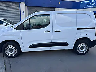 Used 2020 Peugeot Partner Professional Standard White - Interior and Exterior details 3