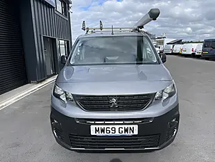 Used 2020 Peugeot Partner Professional Swb Grey - Interior and Exterior details 3