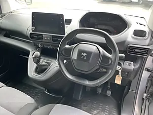 Used 2020 Peugeot Partner Professional Swb Grey - Interior and Exterior details 4