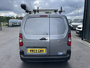 Used 2020 Peugeot Partner Professional Swb Grey - Interior and Exterior details 8