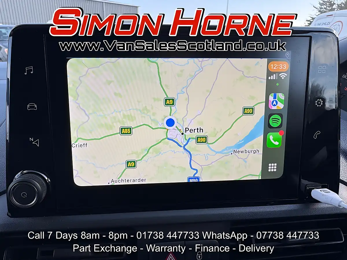 Used 2020 Peugeot Partner Professional White - Interior and Exterior details 14