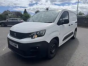 Used 2020 Peugeot Partner Professional White - Interior and Exterior details 3