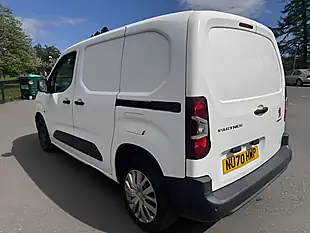 Used 2020 Peugeot Partner Professional White - Interior and Exterior details 5