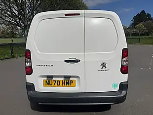 Used 2020 Peugeot Partner Professional White - Interior and Exterior details 6