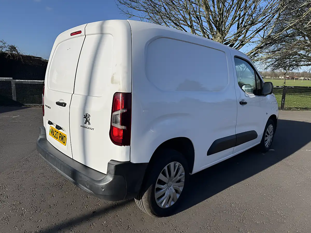 Used 2020 Peugeot Partner Professional White - Interior and Exterior details 7