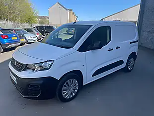Used 2020 Peugeot Partner Professional White - Interior and Exterior details 3