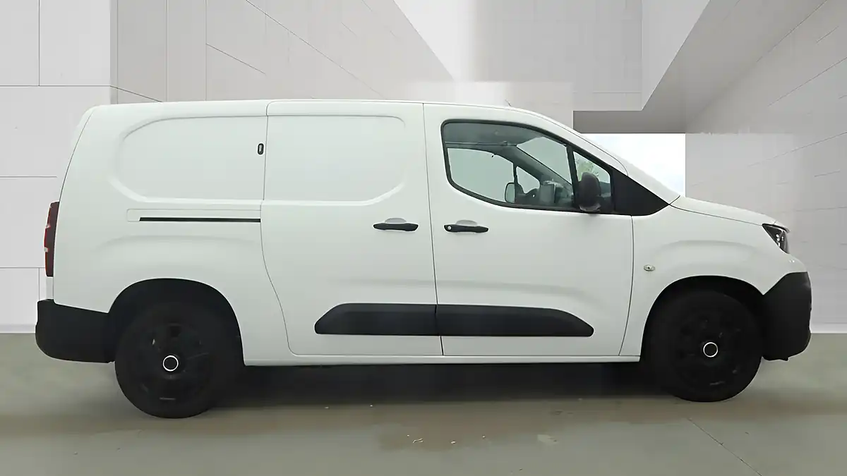 Used 2020 Peugeot Partner Professional White - Interior and Exterior details 14