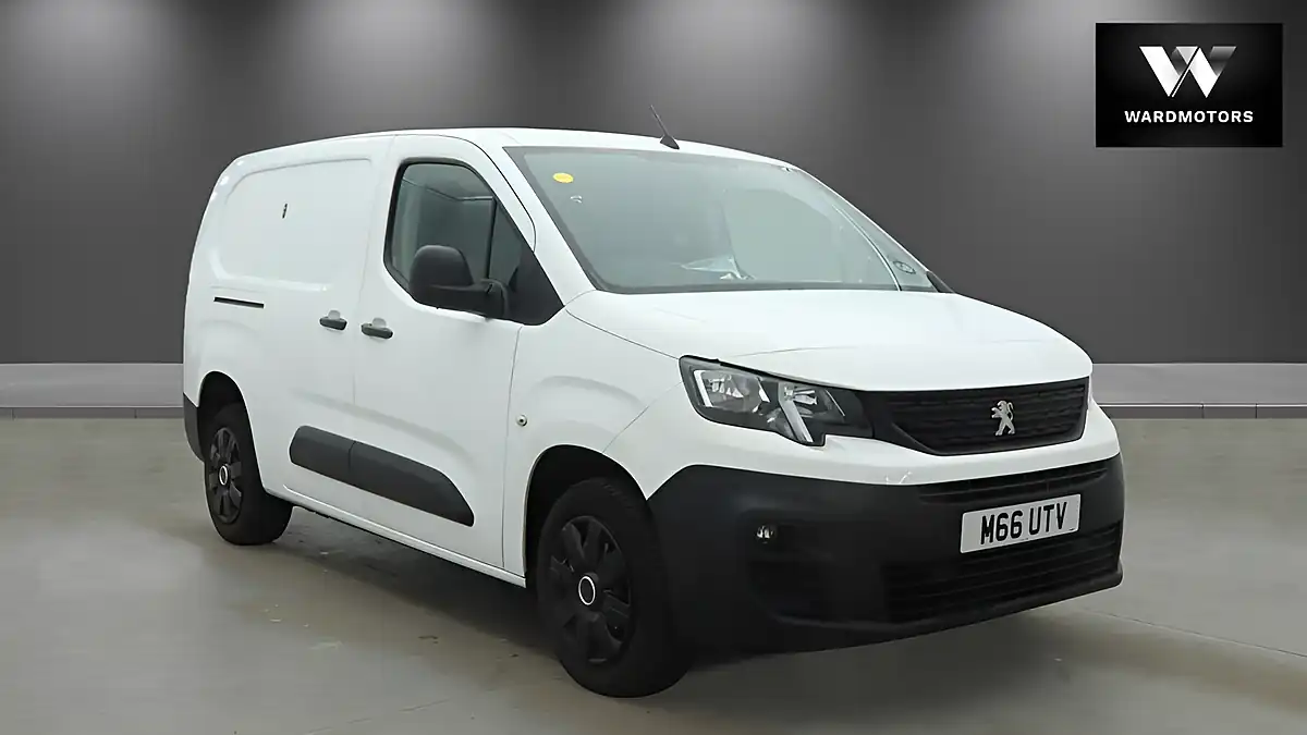 Used 2020 Peugeot Partner Professional White - Interior and Exterior details 3