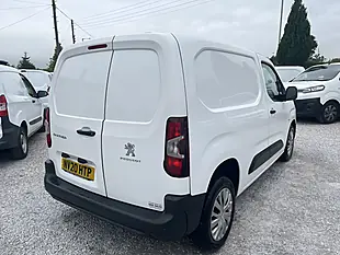 Used 2020 Peugeot Partner Professional White - Interior and Exterior details 12