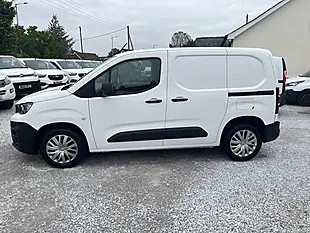 Used 2020 Peugeot Partner Professional White - Interior and Exterior details 9