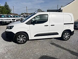 Used 2020 Peugeot Partner Professional White - Interior and Exterior details 8