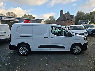 Used 2020 Peugeot Partner Professional White - Interior and Exterior details 12