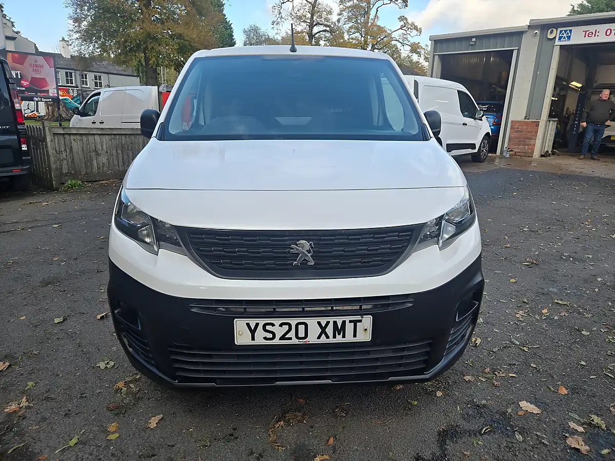 Used 2020 Peugeot Partner Professional White - Interior and Exterior details 2