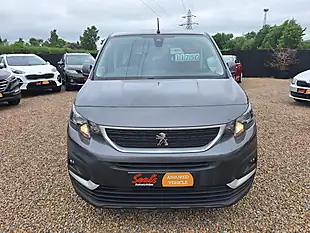 Used 2020 Peugeot Rifter Active Long Grey - Interior and Exterior details 12