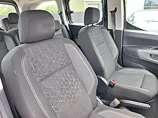 Used 2020 Peugeot Rifter Active Long Grey - Interior and Exterior details 20