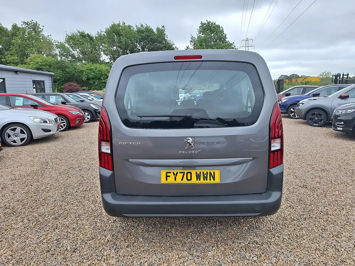 Used 2020 Peugeot Rifter Active Long Grey - Interior and Exterior details 8