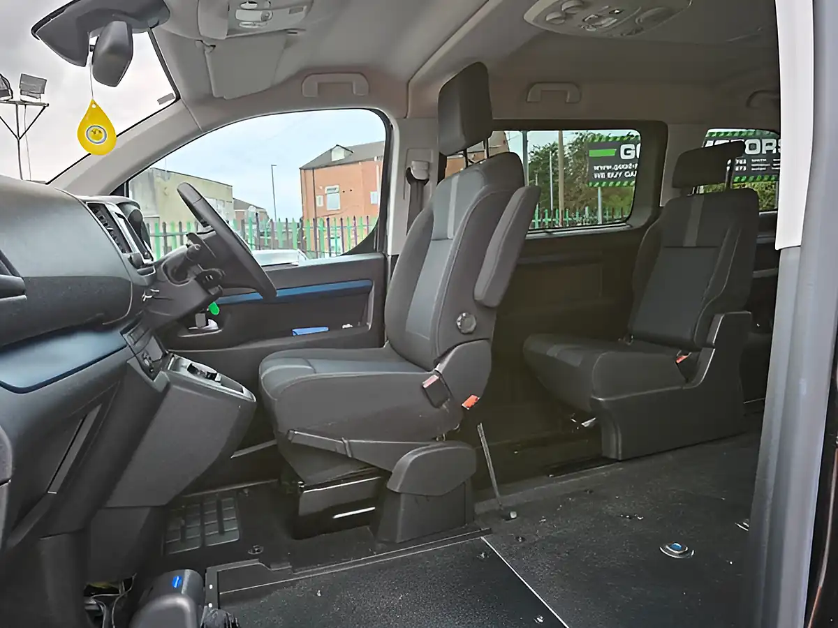 Used 2020 Peugeot Traveller Active Standard Black - Interior and Exterior details 13
