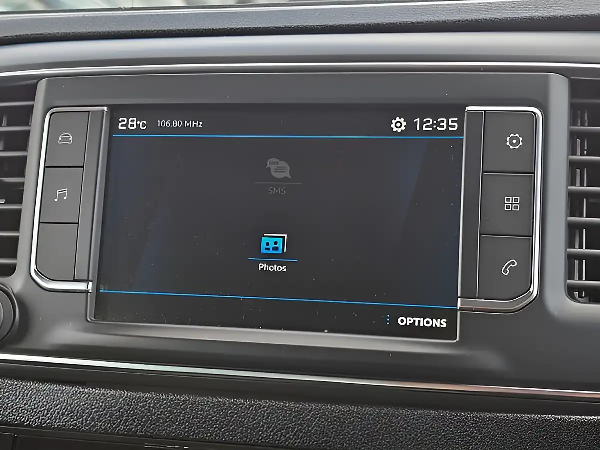 Used 2020 Peugeot Traveller Active Standard Black - Interior and Exterior details 19