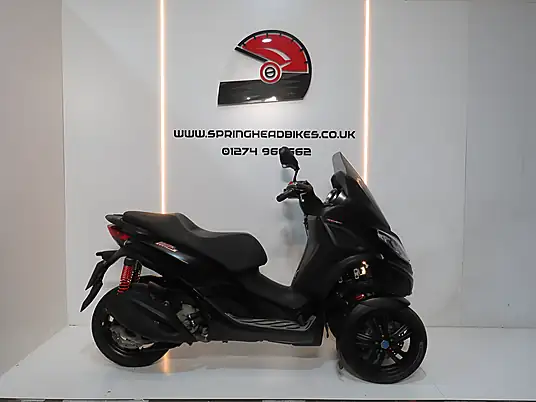2020 Piaggio MP3 300 HPE Sport
