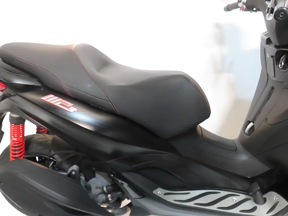 Used 2020 Piaggio MP3 300 Sport Black - Interior and Exterior details 10