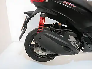 Used 2020 Piaggio MP3 300 Sport Black - Interior and Exterior details 2