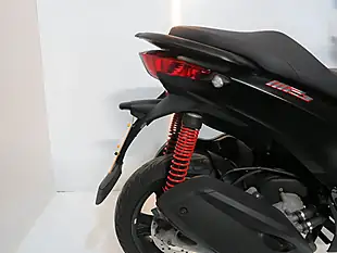Used 2020 Piaggio MP3 300 Sport Black - Interior and Exterior details 3