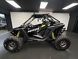 Used 2020 Polaris All Models Black - Interior and Exterior details 12