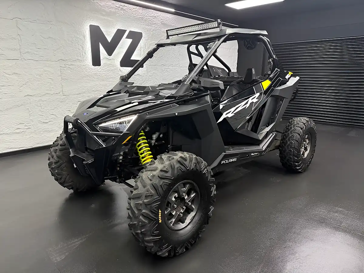 Used 2020 Polaris All Models Black - Interior and Exterior details 15
