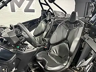 Used 2020 Polaris All Models Black - Interior and Exterior details 3