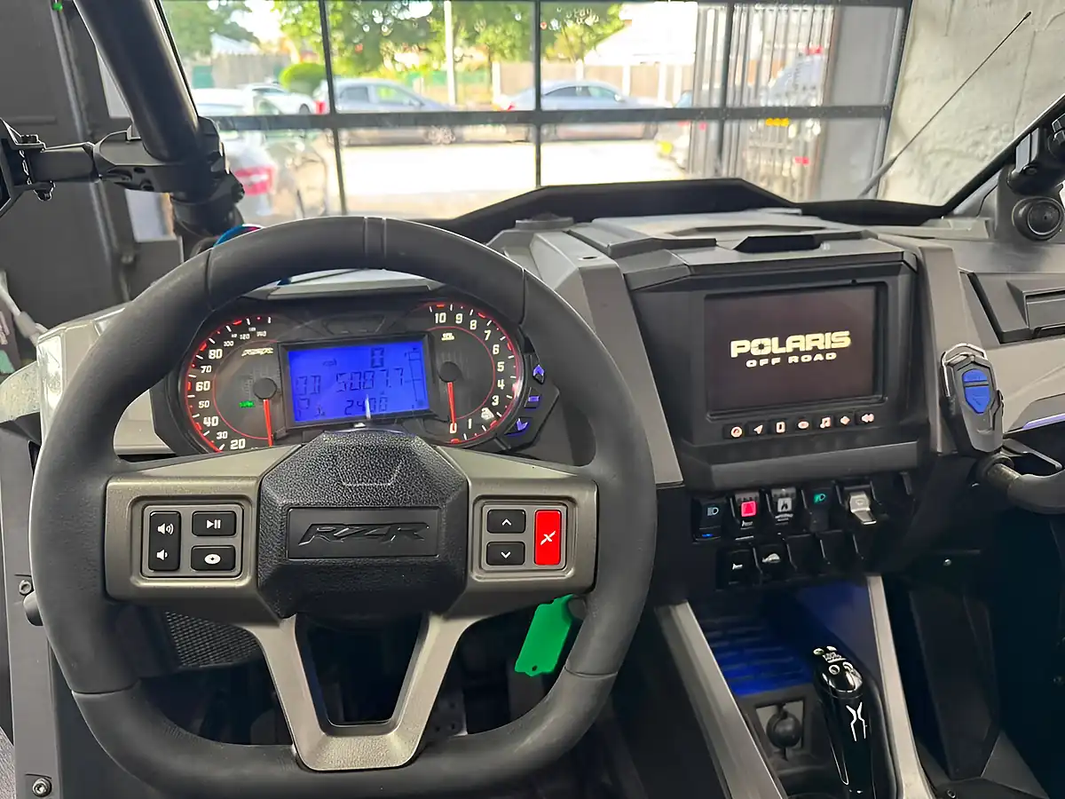 Used 2020 Polaris Rzr Xp Pro Grey - Interior and Exterior details 11