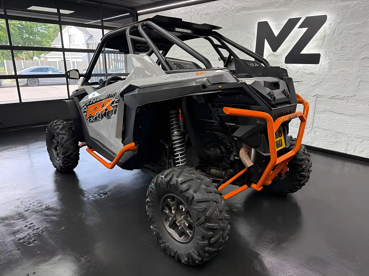 Used 2020 Polaris Rzr Xp Pro Grey - Interior and Exterior details 17