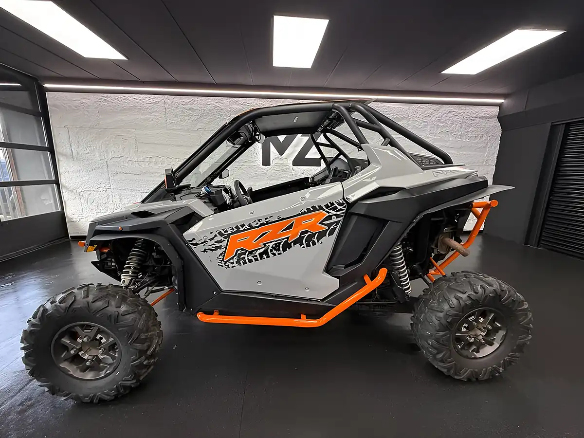 Used 2020 Polaris Rzr Xp Pro Grey - Interior and Exterior details 3